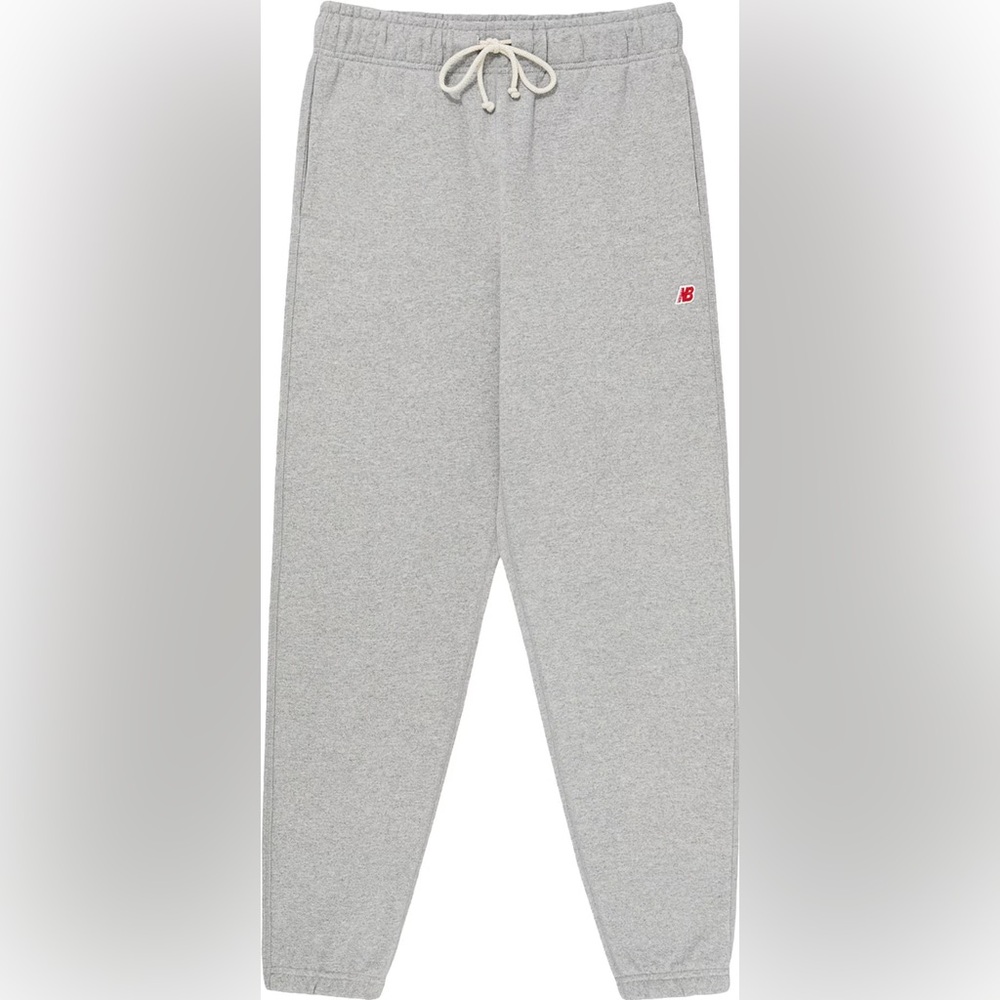 NEW BALANCE MADE IN USA CORE - Athletic Gray, unisex XS (women’s small)